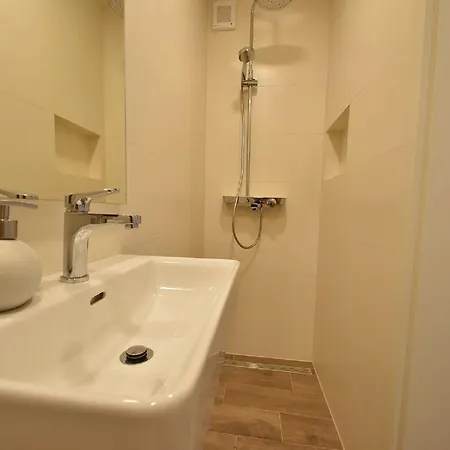 Mandika - One Bedroom Apartamento